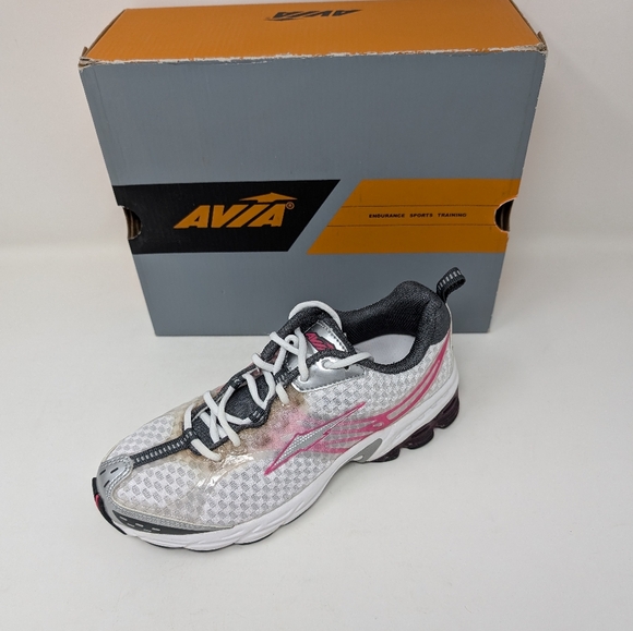 NIB. WOMEN'S AVIA RUNNING SGR 2. SIZE 6. Medium width - Picture 4 of 16